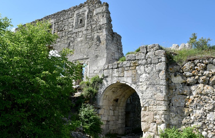 Мангуп-02 Мангуп-02