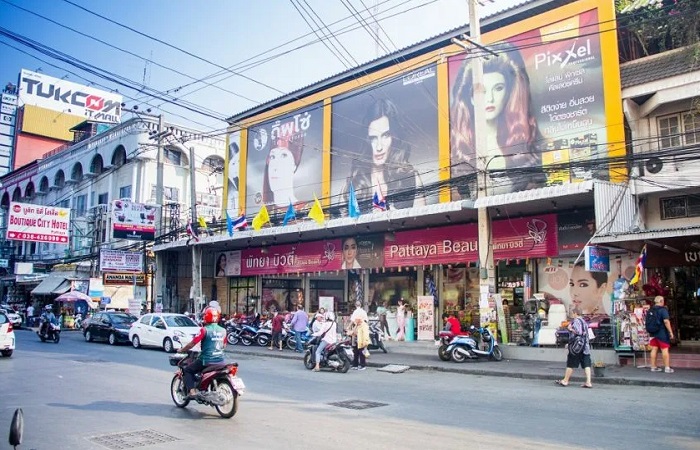 Шопинг,-развлечения-и-рестораны-Южной-Паттайи-01