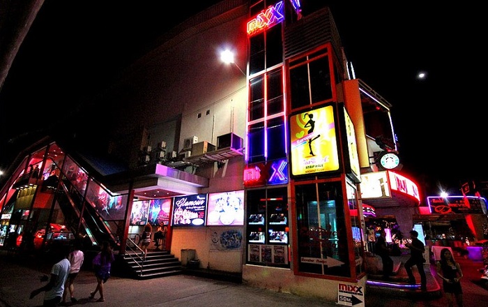 Шопинг,-развлечения-и-рестораны-Южной-Паттайи-02