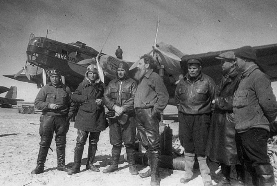 Челюскинцы-04